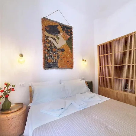 Torpigna Vibes Well Connected To Center