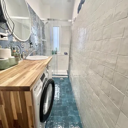 Torpigna Vibes Well Connected To Center روما