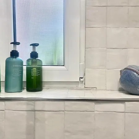 Torpigna Vibes Well Connected To Center *