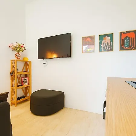 Torpigna Vibes Well Connected To Center Apartment